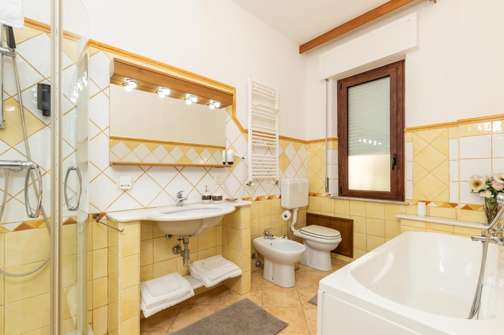B&B Calamoresca Àrbatax Buitenkant foto
